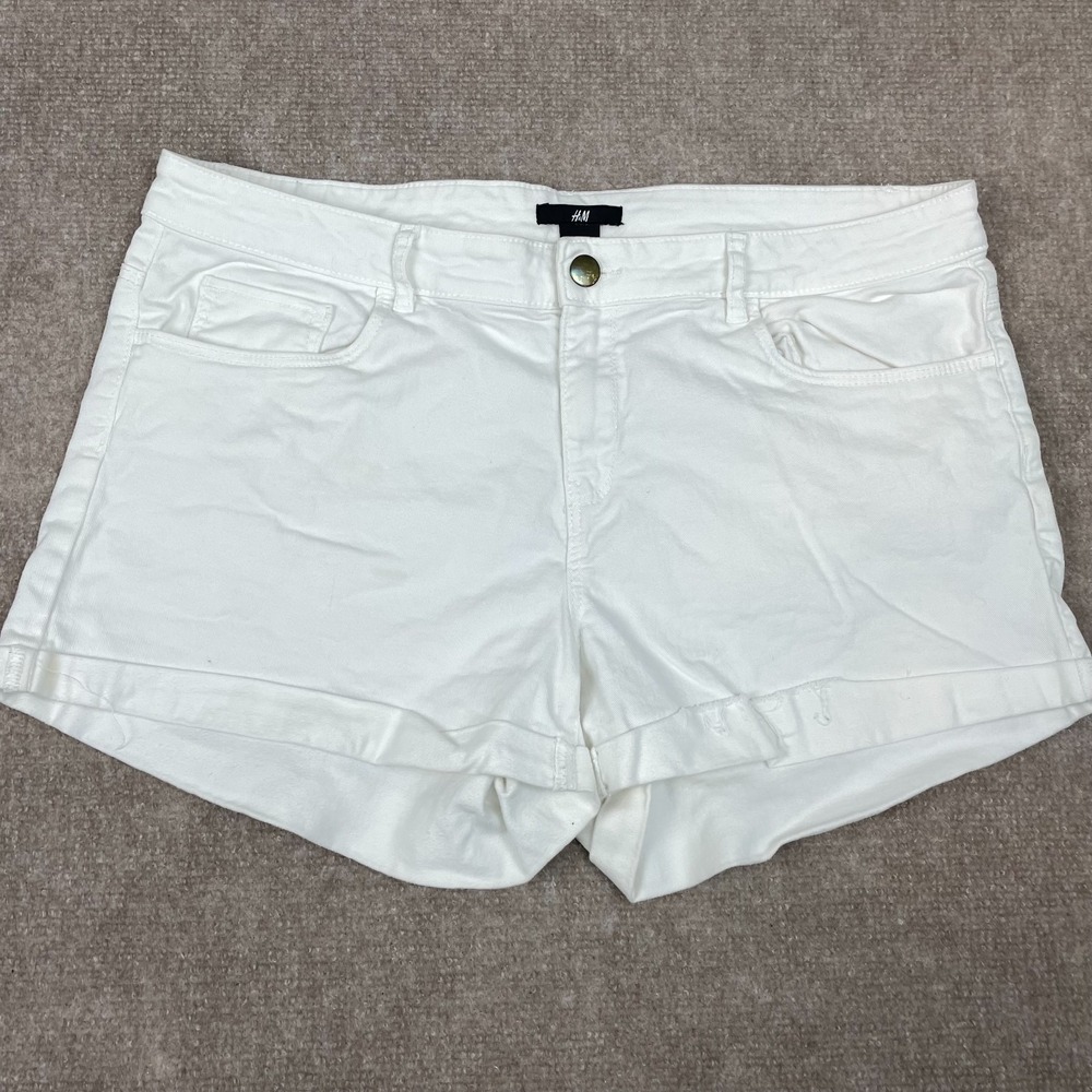 H&M Denim Shorts Womens 12 White Light Wash Mid Rise Cuffed Pockets Stretch